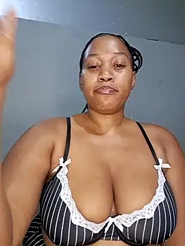 Toya P online show from 18, 10, 2025