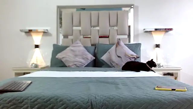 Snapshot of hellen_martin chatting on 20, 3, 2025 hellen martin online show from 20, 3, 2025