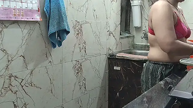 Snapshot of bhabhisexxy_880 chatting on 15, 10, 2025 bhabhisexxy 880 online show from 15, 10, 2025