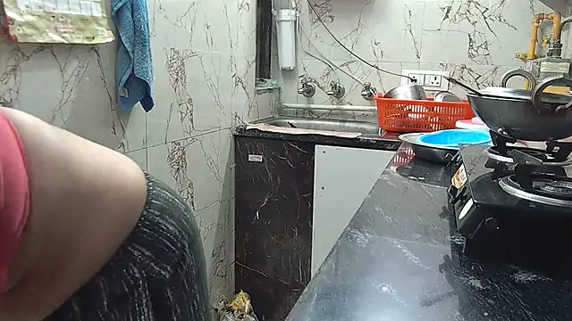 Snapshot of bhabhisexxy_880 chatting on 2, 10, 2025 bhabhisexxy 880 online show from 2, 10, 2025