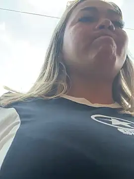 Danielavegax online show from 18, 12, 2025