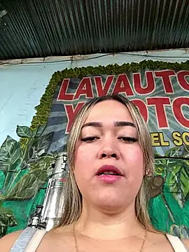 Danielavegax online show from 21, 12, 2025