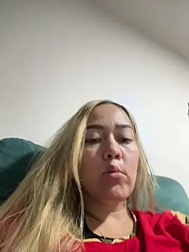 Danielavegax online show from 24, 4, 2026