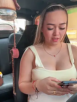 Danielavegax online show from 15, 3, 2026