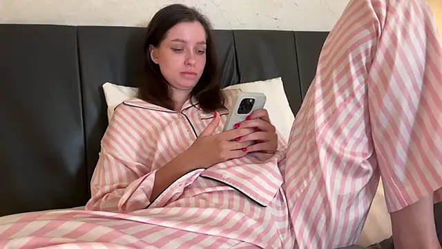 Snapshot of _liatris_ chatting on 12, 3, 2025 liatris online show from 12, 3, 2025