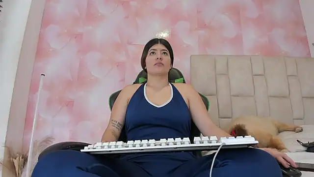 aida rose  online show from 12, 3, 2026