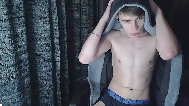 Student Oliver online show from 23, 11, 2025