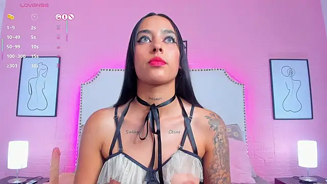 charlotte kisss online show from 19, 9, 2025