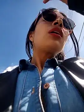 Astrid-- online show from 20, 5, 2026
