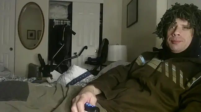 HandsumHungDaddy online show from 12, 1, 2025