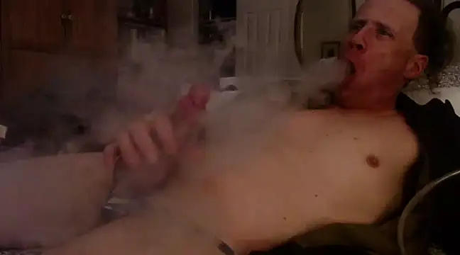 HandsumHungDaddy online show from 16, 12, 2024