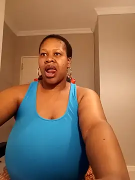 bustylisa1983 online show from 14, 12, 2025