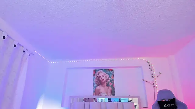 Samanta roberts1 online show from 10, 11, 2025