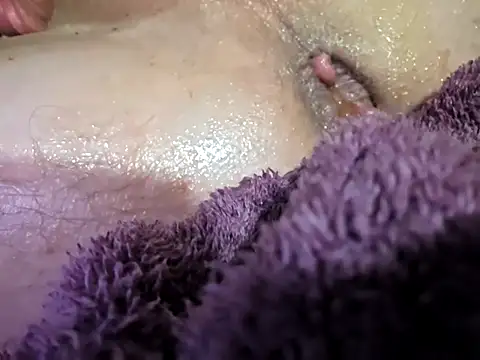 Travislovescum online show from 17, 11, 2025