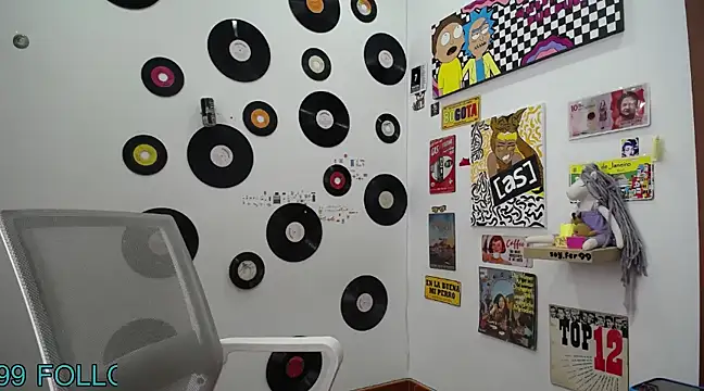 Snapshot of 9_Fernanda_9 chatting on 18, 2, 2025 9 Fernanda 9 online show from 18, 2, 2025