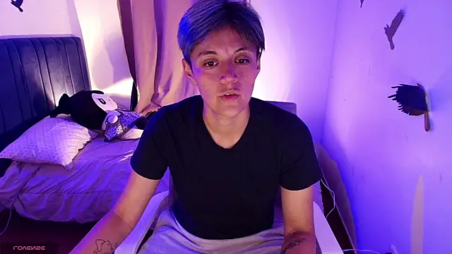 Snapshot of 9_Fernanda_9 chatting on 17, 11, 2025 9 Fernanda 9 online show from 17, 11, 2025