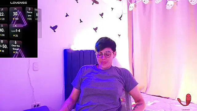 Snapshot of 9_Fernanda_9 chatting on 21, 10, 2025 9 Fernanda 9 online show from 21, 10, 2025