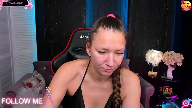 SarahCoksss online show from 2, 12, 2025