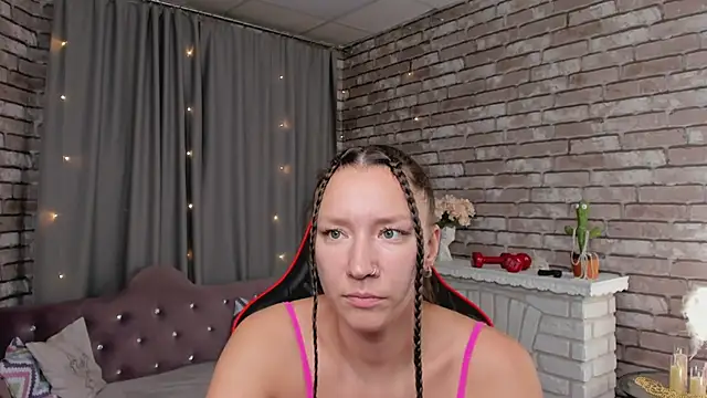 SarahCoksss online show from 18, 4, 2026