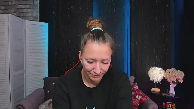 SarahCoksss online show from 16, 11, 2025