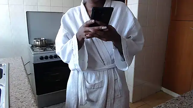 CurvyGlass online show from 17, 2, 2026