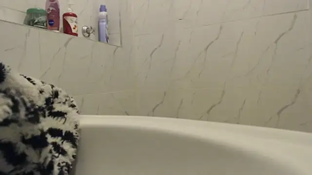 CurvyGlass online show from 19, 3, 2026