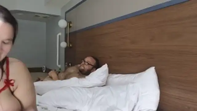 BrookesBigNaturals online show from 8, 11, 2025