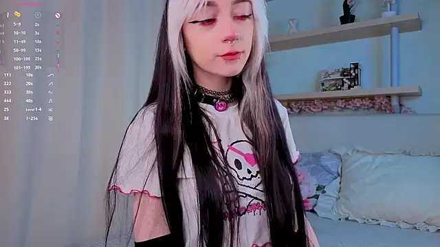 TristaRoht online show from 8, 11, 2025