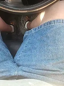 Jackauff69 online show from 28, 2, 2025