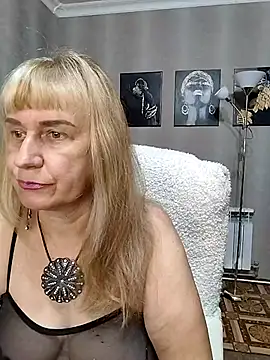 Snapshot of koroleva70 chatting on 29, 10, 2025 koroleva70 online show from 29, 10, 2025