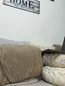 Mau White online show from 21, 2, 2025