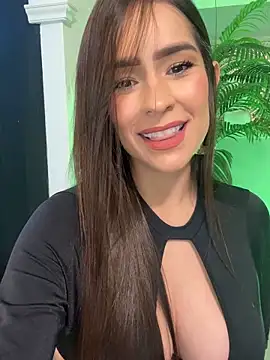 Snapshot of Mau_White chatting on 14, 6, 2026 Mau White online show from 14, 6, 2026