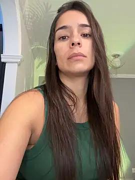 Snapshot of Mau_White chatting on 16, 6, 2026 Mau White online show from 16, 6, 2026