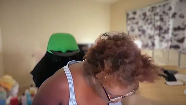 Yagurl  west online show from 3, 2, 2026