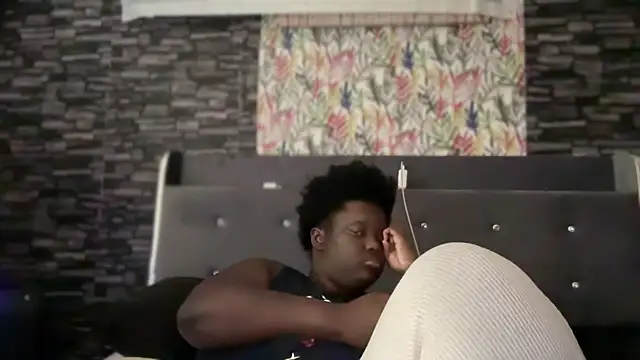 Yagurl  west online show from 1, 10, 2025