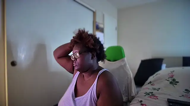 Yagurl  west online show from 7, 2, 2026