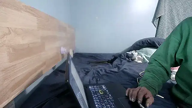 Mshizzle12 online show from 17, 2, 2026