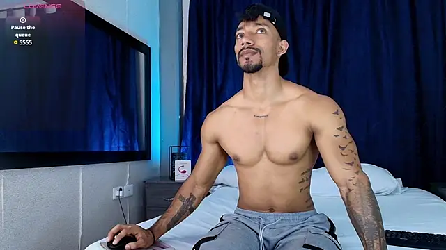 Manolo Hot1 online show from 11, 3, 2025