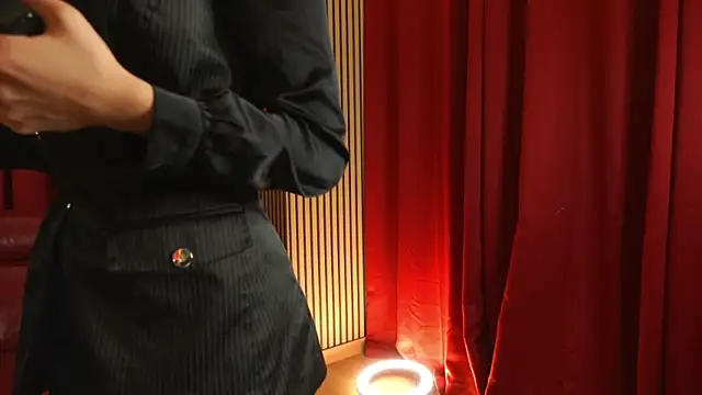 MollyHeadley online show from 30, 9, 2025