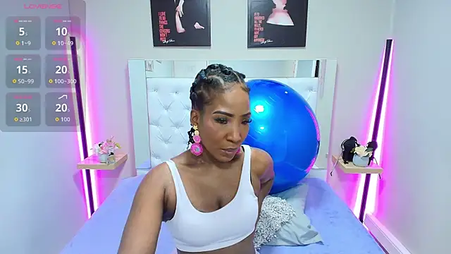 kimmturner online show from 19, 9, 2025