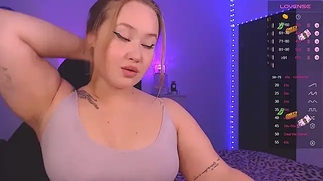 Peachy Lee online show from 18, 10, 2025