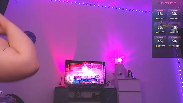 Peachy Lee online show from 7, 10, 2025