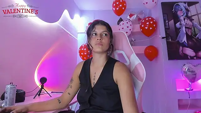 KristinWall online show from 14, 2, 2025