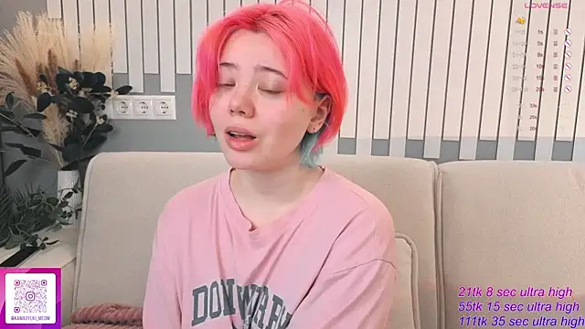   KawaiiYuki   online show from 23, 11, 2025