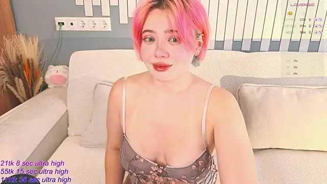   KawaiiYuki   online show from 11, 10, 2025