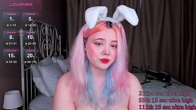   KawaiiYuki   online show from 14, 3, 2025