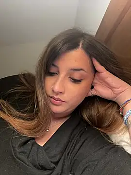 Novababy18 online show from 13, 2, 2025