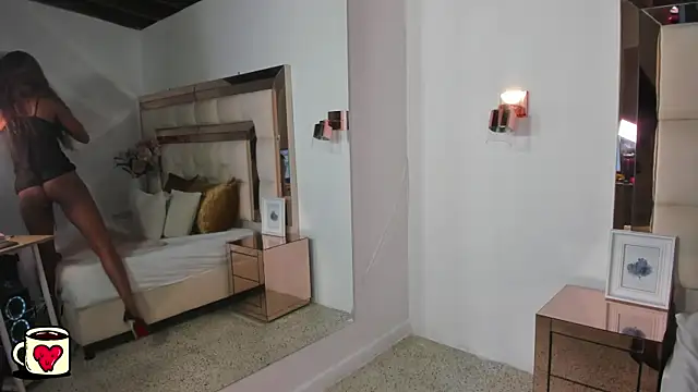 charis hill online show from 12, 3, 2025