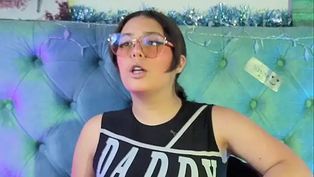 Paola Lyon  online show from 19, 12, 2025