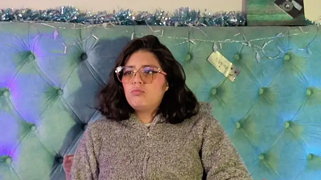 Paola Lyon  online show from 10, 1, 2026